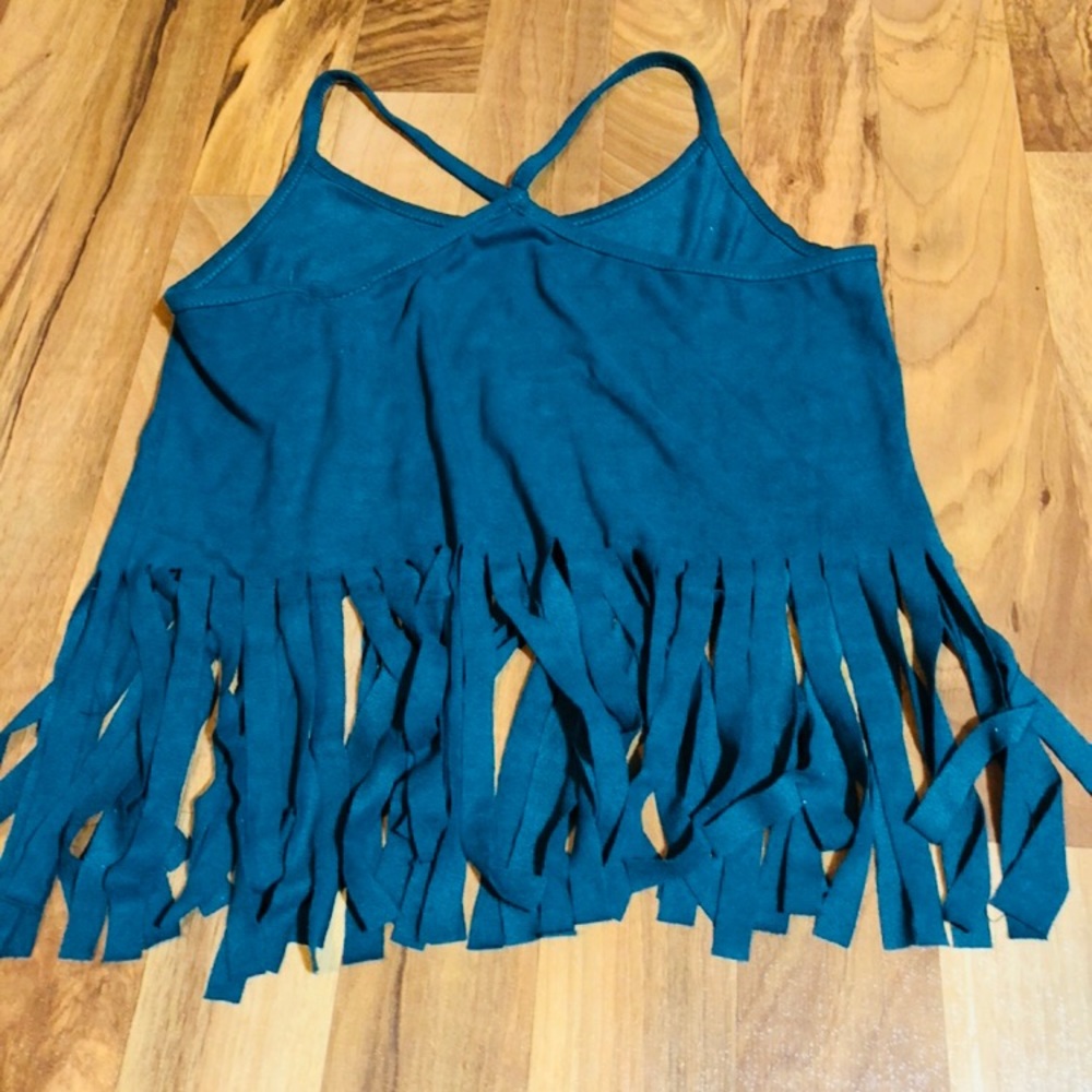 Stringy CropTop - Picture 2 of 2